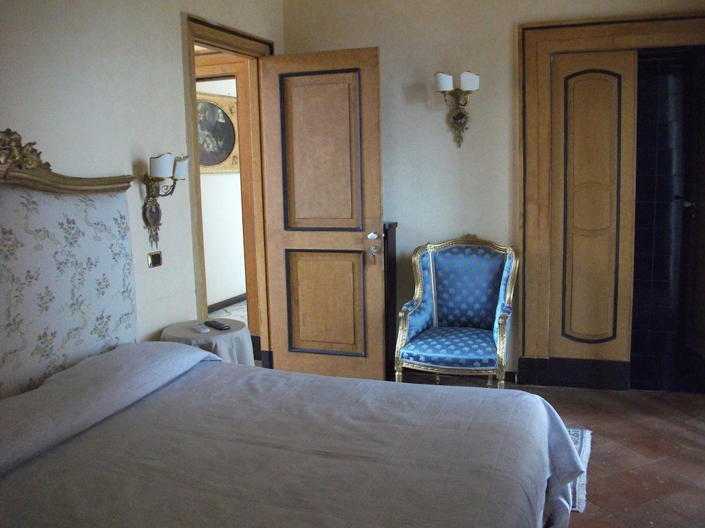 Villa Marcello Καζέρτα Δωμάτιο φωτογραφία